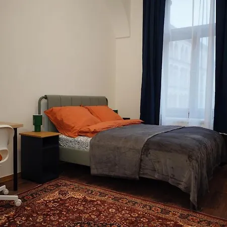 Apartament Spacious 2 Bedroom In 2 Praga
