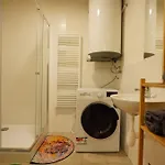 Daire Spacious 2 Bedroom In 2 Prag
